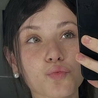 Abril Milagros Naakt