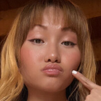 Aiko Akira Naakt