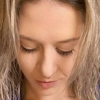 Aline Bragança Naakt