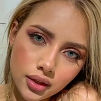 Angie Marin Naakt