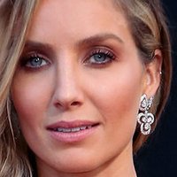 Annabelle Wallis Naakt