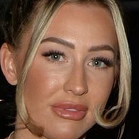 Anya Carter Naakt