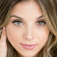 Ashlynn Thurber Naakt