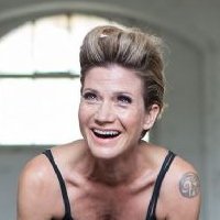 Astrid M. Funderich Naakt