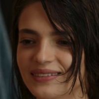 Birce Akalay Naakt