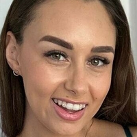 Busty Belle Naakt