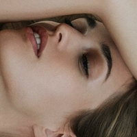 Camille Desbos Naakt