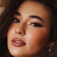 Carolina Rezende Naakt