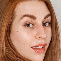 Charlotte Dobre Naakt