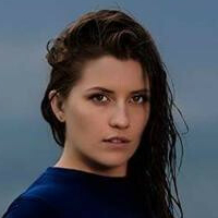 Chloe Maddren Naakt