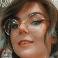 chobitches Naakt