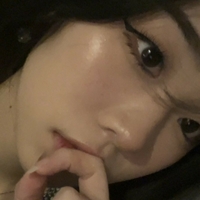 Ciana Yang Naakt