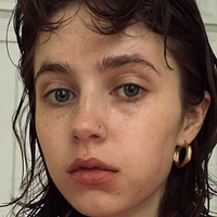 Clairo Naakt