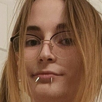 Clementine Stanley Naakt
