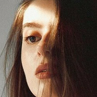 Daniela Raducu Naakt