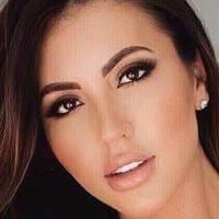 Danielle Vaughan Naakt