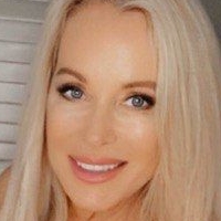 Ellehotmom Naakt