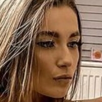 Ellie Victoria Naakt
