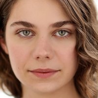 Emily Verla Naakt
