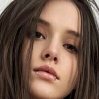 emilymayers Naakt