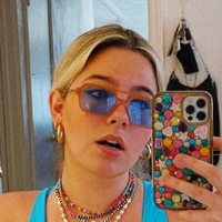 Emma Topp Naakt