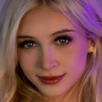 Emma Xlouise Naakt