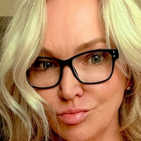 Erikka Devine Naakt