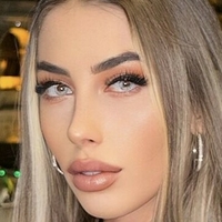 Eva Mentas Naakt