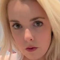 Feliz R. Nicole Naakt