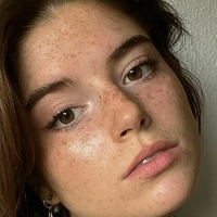 Hannah Stein Naakt