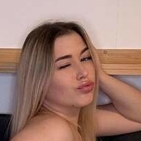 helena.huskyy Naakt