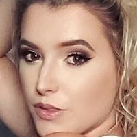 Hillary Kutschker Naakt