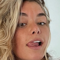 Hopie Schlenker Naakt