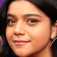 Iman Vellani Naakt