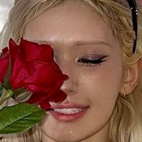 Jeon Somi/ENNIK SOMI Naakt