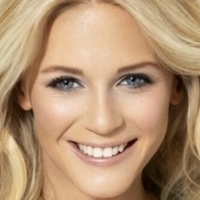 Julia Lindholm Naakt