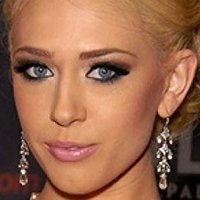 Kagney Linn Karter Naakt