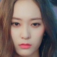 Krystal Naakt