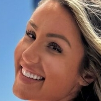Laineymae Naakt