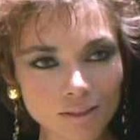 Lamya Derval Naakt