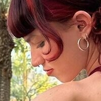 Lara Adkins Naakt