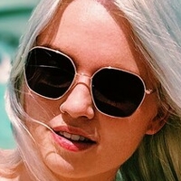 Larissa Zeeuwe Naakt
