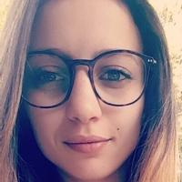 Laure Valée Naakt