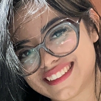 leevy Naakt
