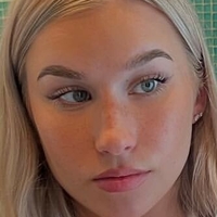 Lilly Jenisch Naakt