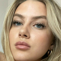 Lilyjordyn Naakt