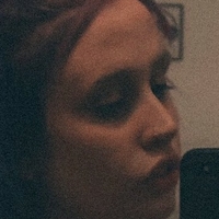Lizzy Farrall Naakt