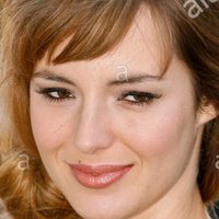 Louise Bourgoin Naakt
