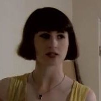 Lulu Benton Naakt