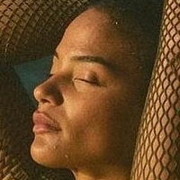 Mahina Florence Naakt